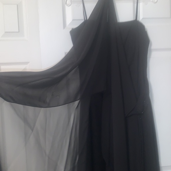 Black Formal Dress *Prom *Bridesmaid - Picture 3 of 3